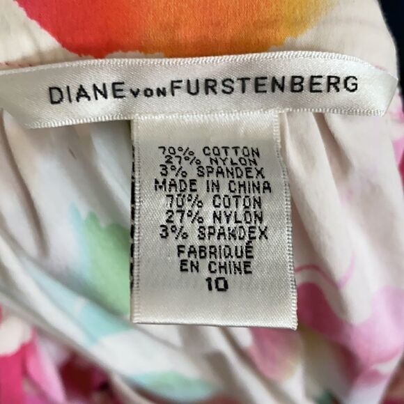 Diane Von Furstenberg | Women’s Keoni V Neck Abstract Puff Sleeve Blouse | 10 - Picture 7 of 7